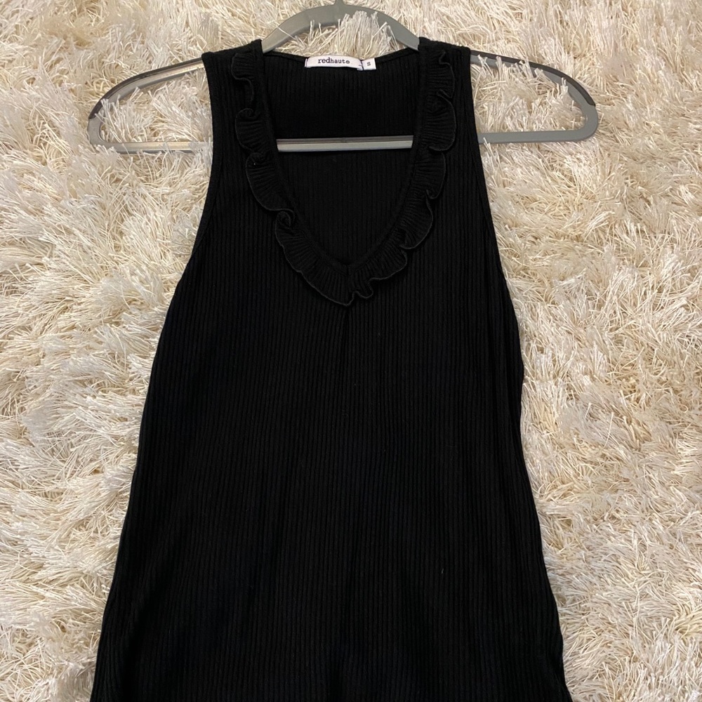 Redhaute Ruffle V-Neck Tank